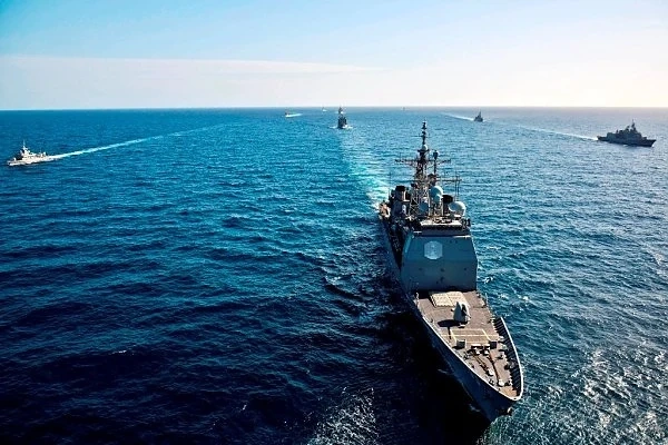 Кораби на НАТО пристигат утре в Черно море 
