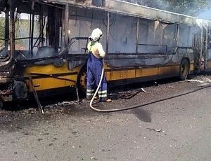 Огнен ад - тролей се запали в движение