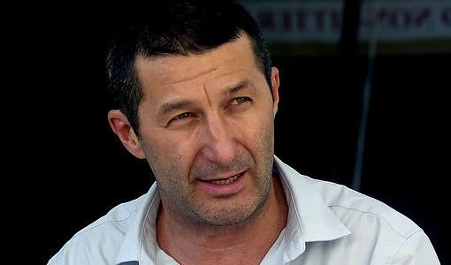Каролев захапа Прокопиев