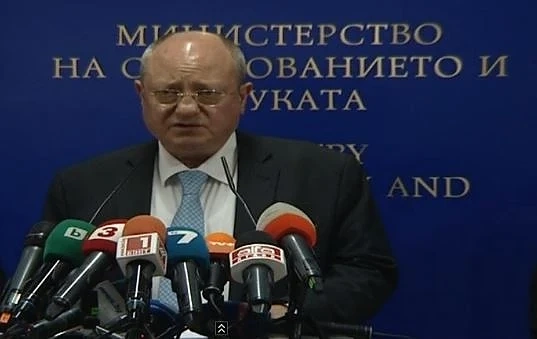 Министър Танев предлага 4-степенна образователна система
