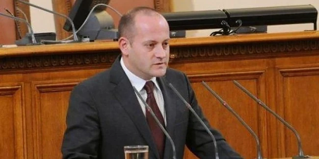 Кънев: Сделката с LIC33 заплашва националната сигурност