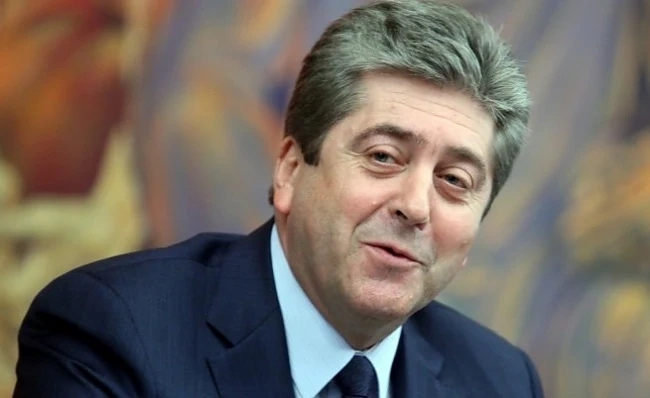 Първанов разколебан в подкрепата си за ГЕРБ
