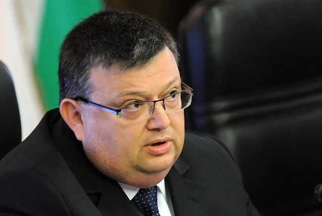 Главният прокурор ще спира за 3 дни сделки в ущърб на държавата