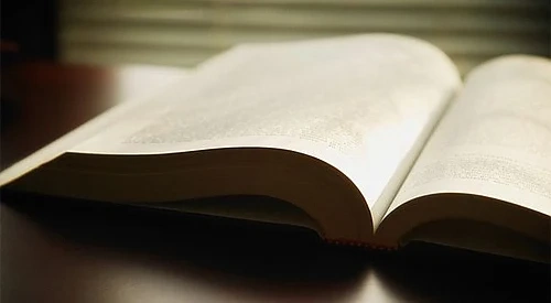 Руснак написа книга от една дума