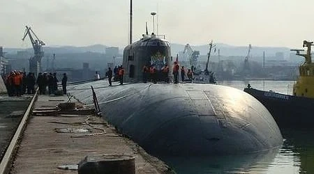Руска ядрена подводница се подпали