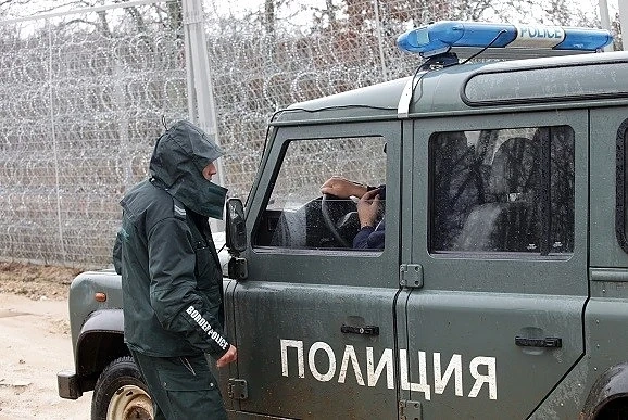 Граничните полицаи в Елхово излизат на протест
