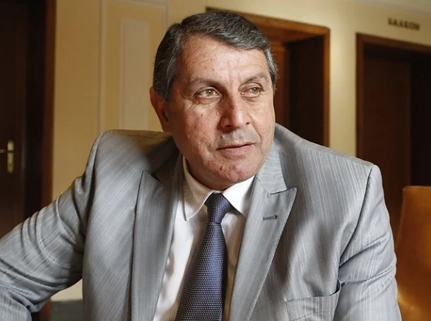 Бат\' Сали: Циганин съм роден, ром е алкохолна напитка