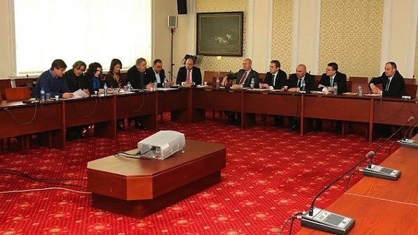 Засилен контрол върху акцизните горива предлагат от БДЦ