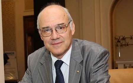 Енергийният регулатор щял да се бори с олигарсите
