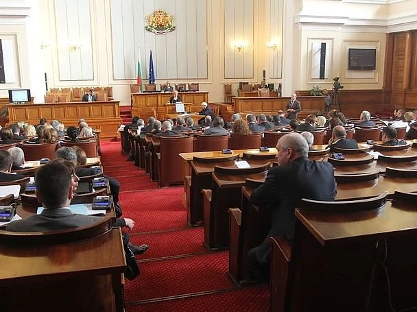 Над 50 милиона лева са изразходвали политическите партии