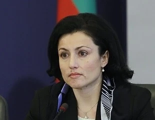 100 хил. души ще бъдат наети по договорите между работник и земеделски стопанин