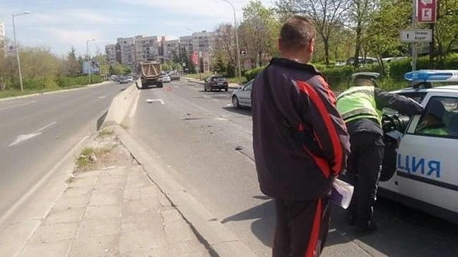 Камион уби жена на пешеходна пътека