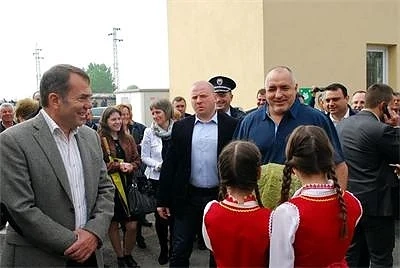 Борисов иска още 1,5 млрд. от митниците