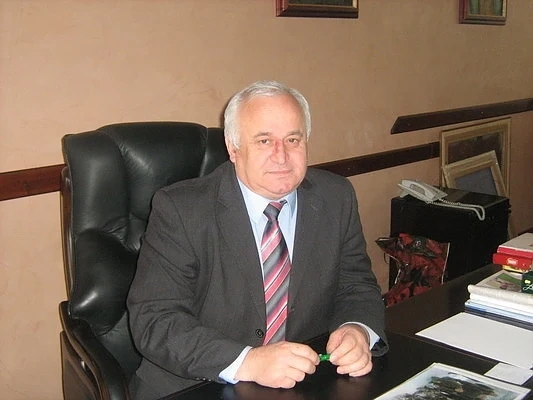 НАП да провери кмета на Ботевград