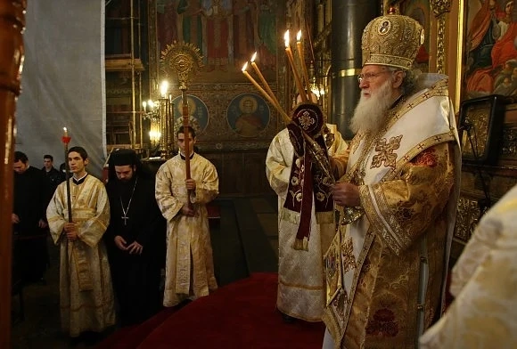  Във Варна започна тържествената света литургия