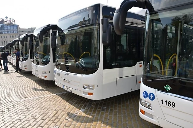 29 нови автобуса тръгват в столицата от утре
