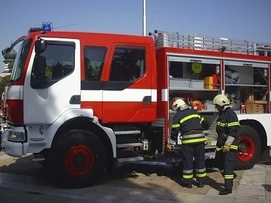 Шест магазина са изгорели в \