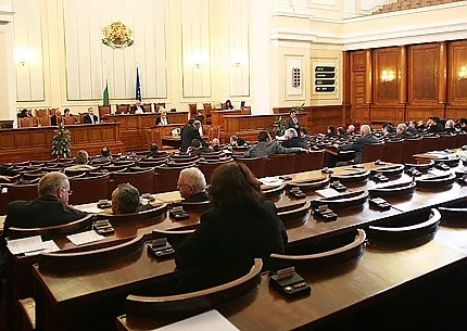 Парламентът прие декларацията за 9 май