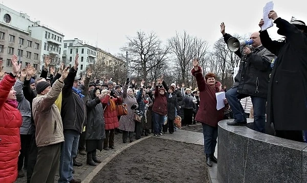 854 500 души са се изселили от Донбаска и Кримска област 