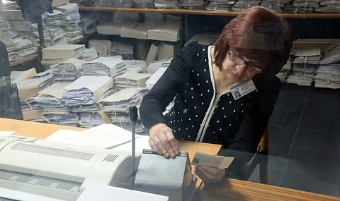 Започна издаването на новия талон на автомобилите