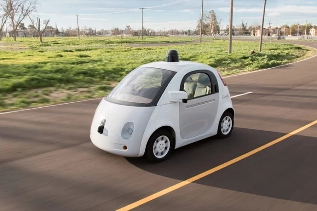 Пускат автомобилите без шофьори на Google в Калифорния