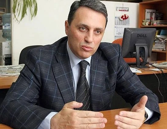  Премиерът уволни шефът на Агенцията по храните