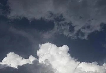 Утре облачно и студено 