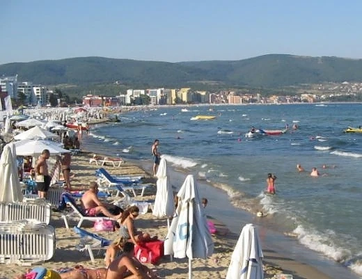Двама се удавиха в Слънчев бряг след пиянски запой