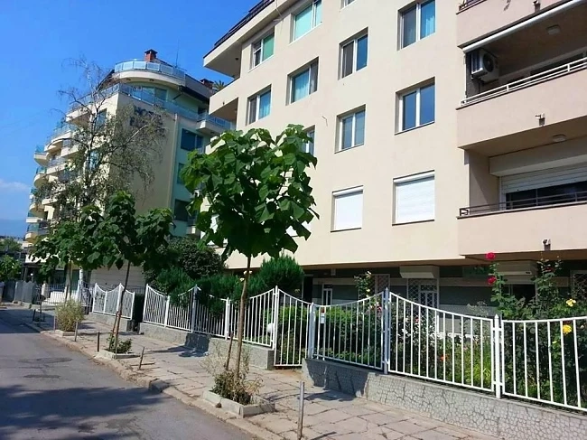 Скачат наемите до края на годината