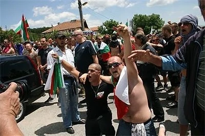 Застрашен ли е Гърмен от нови сблъсъци?