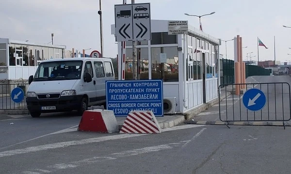 Уволнения на гранични служители след клипове с рушвети