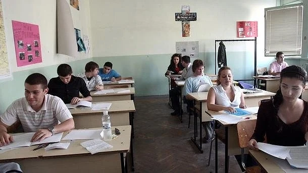 Над 3000 двойки на матурите след 12 клас по български език
