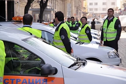 ДАИ започва дисциплинарни проверки на 11 служители в София