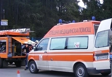 Мъж  загина, а други четирима са ранени при катастрофа край Велико Търново