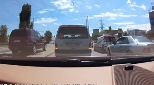 Видеорегистратори снимат нарушителите на пътя