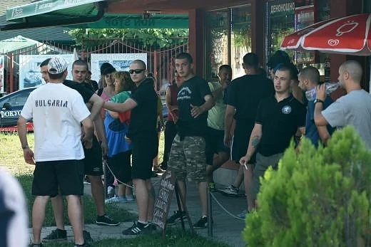 Арести \
