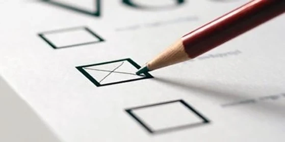 Кой ще плати играта на демокрация?