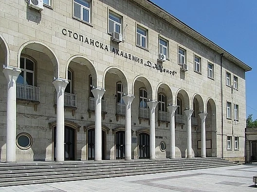 Преподаватели в Стопанската академия в Свищов прибирали до 120 бона на година