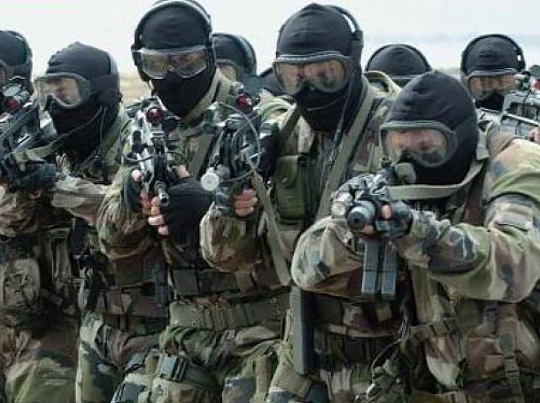 Френският легион мъсти за Николай Чивиев