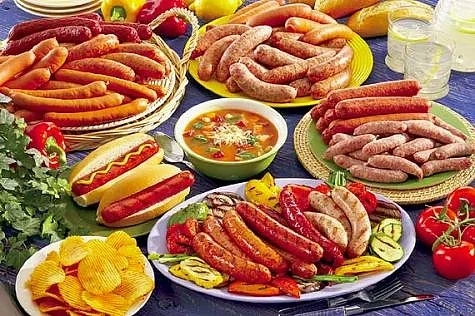 Слагат 10% данък за вредните храни