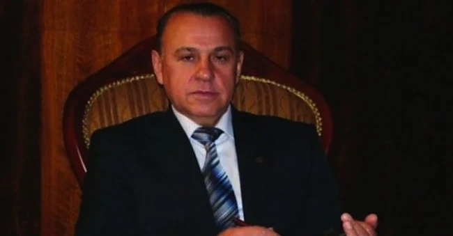 Бившият ректор на Свищовската академия Величко Адамов се пенсионира 
