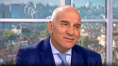 Хампарцумян: Гърция няма да фалира, но ще научи урока си по много по-труден начин
