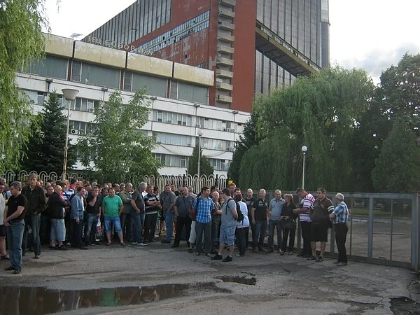 Уволниха протестиращи от ТЕЦ \