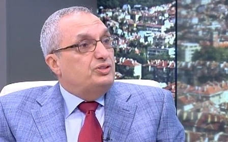 Костов: Конституционна реформа с протести не се прави