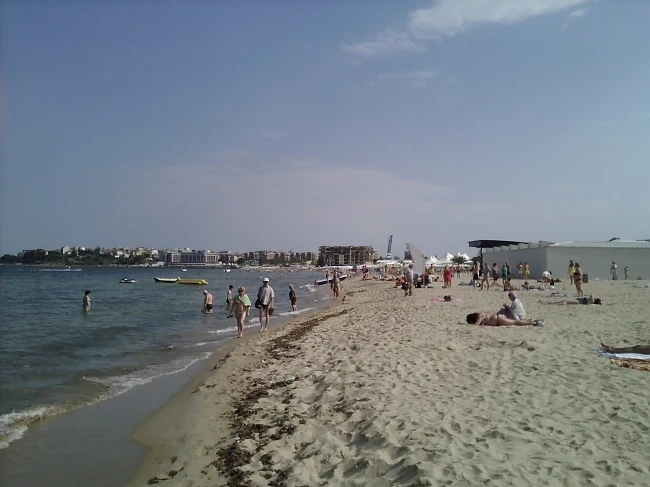 Утре между 27° и 30°