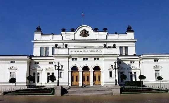 Референдумът и местните избори ще се проведат на една и съща дата