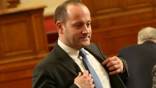 Всички назад за съдебната реформа. Само Радан с рогата напред