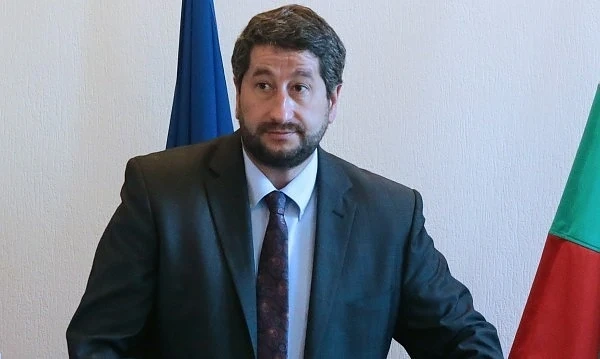 Христо Иванов: Благодаря за атаките срещу съдебната реформа