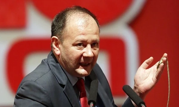 Миков: Промените в Конституцията са удар по парламентаризма