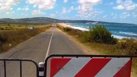 Борисов решава проблема с оградения плаж край Созопол